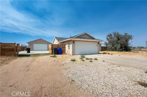 Apple Valley, CA 92308,13286 Topock Road