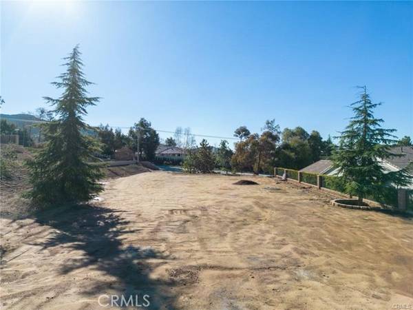 35892 Oak Glen Road, Yucaipa, CA 92399