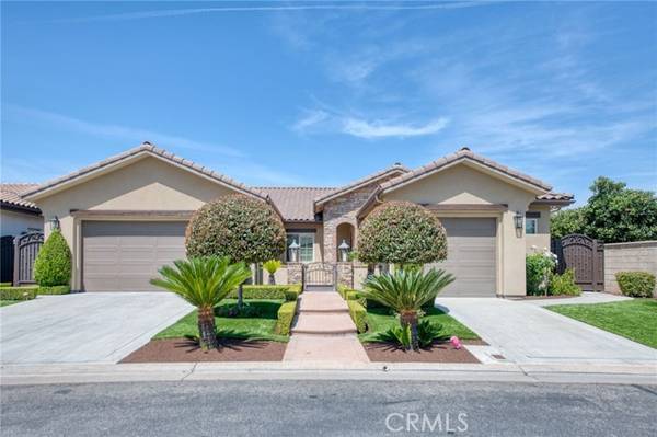 1586 N Newberry Lane, Clovis, CA 93619