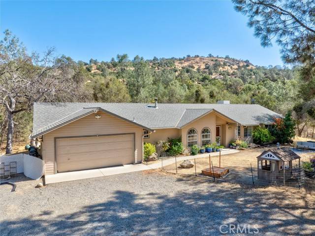 30259 Revis Road, Coarsegold, CA 93614