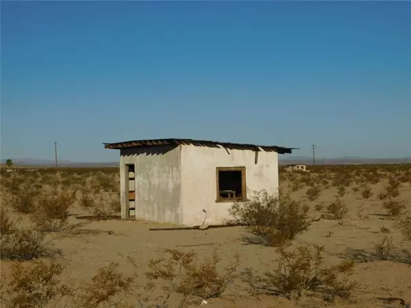 Twentynine Palms, CA 92277,101 2 Mile Road