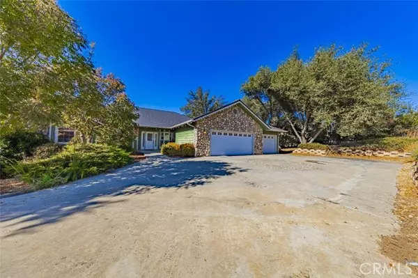 41282 Singing Hills Circle, Ahwahnee, CA 93601