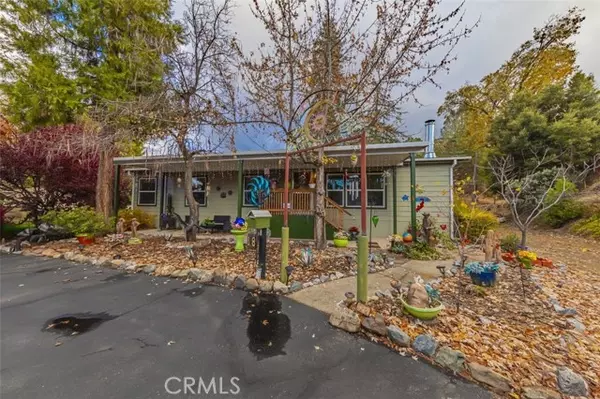 41941 Road 222 #18, Oakhurst, CA 93644