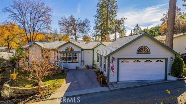 43555 Highway 41 #B4, Oakhurst, CA 93644