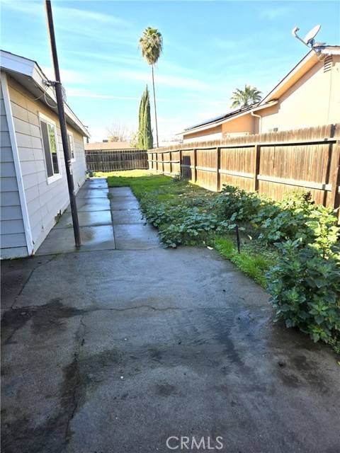 Lemoore, CA 93245,902 Boxwood Lane