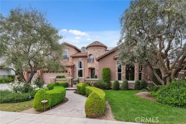 4918 W Bluff Avenue, Fresno, CA 93722