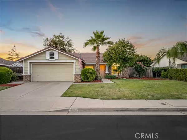 2725 Beverly Avenue, Clovis, CA 93611