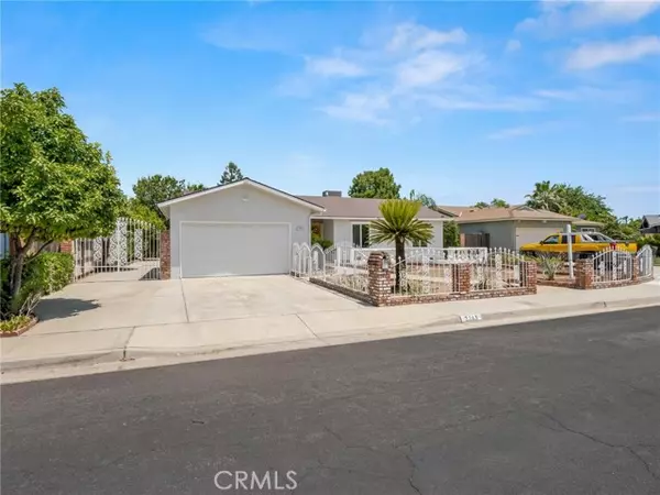 1263 Bundy Avenue, Clovis, CA 93611