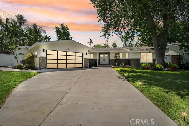 23414 Clarendon Street, Woodland Hills (los Angeles), CA 91367