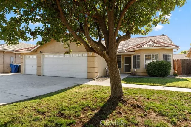 525 Mallard Avenue, Lemoore, CA 93245