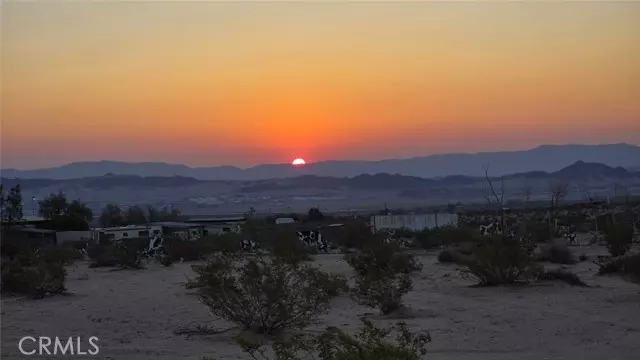3052 Desert Flower Avenue, Twentynine Palms, CA 92277