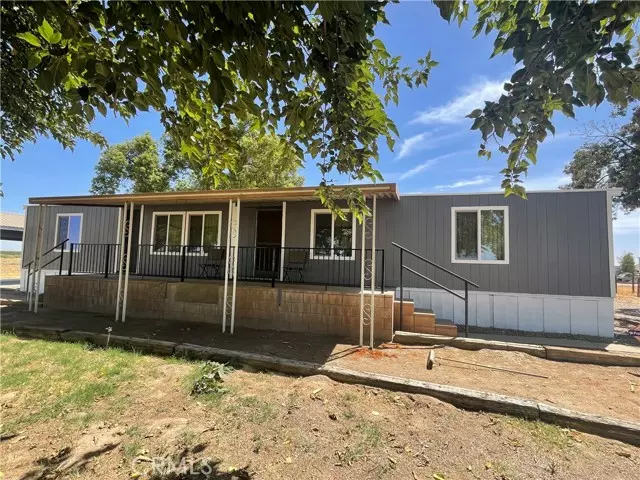 13941 9th Avenue, Hanford, CA 93230