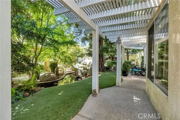 Fresno, CA 93711,6609 N Dover Court