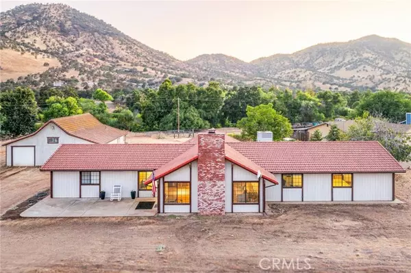 7167 Live Oak Drive, Sanger, CA 93657