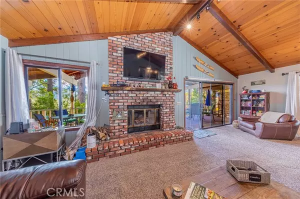 Bass Lake, CA 93604,37739 Shoreline