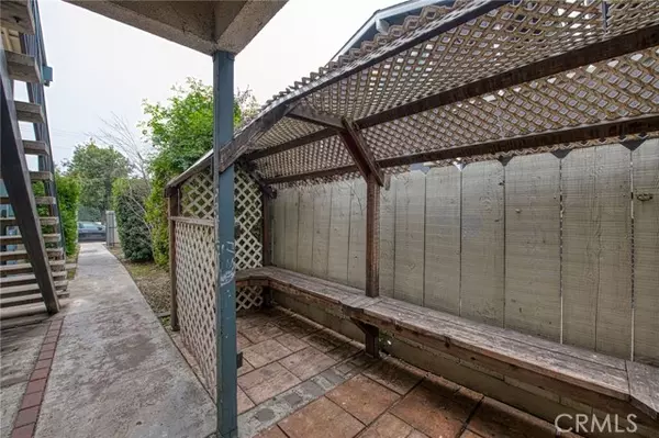 Clovis, CA 93612,541 W Ashlan