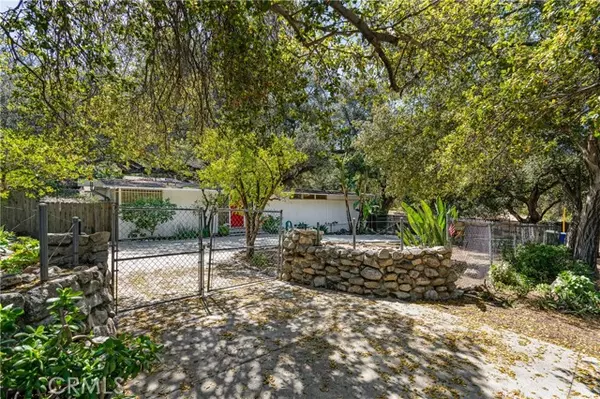 8260 Mcgroarty Street, Sunland (los Angeles), CA 91040