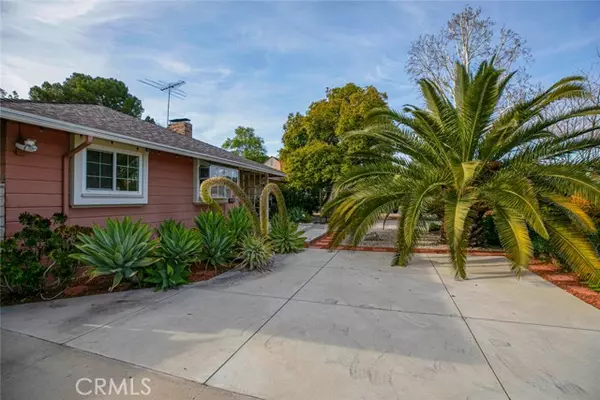 6905 Firmament Avenue, Van Nuys (los Angeles), CA 91406