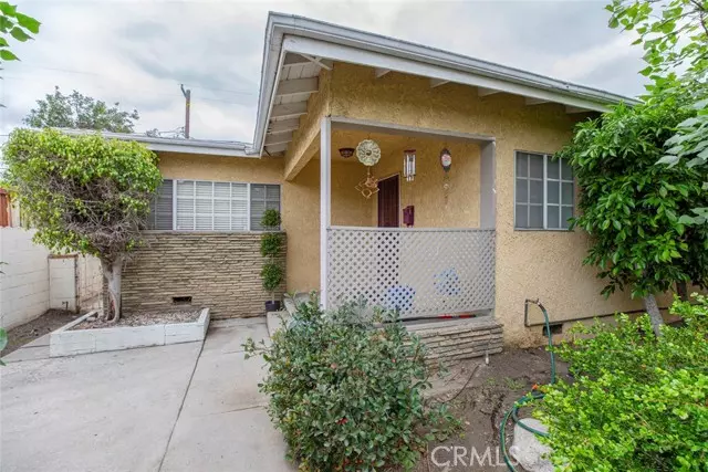 Arleta (los Angeles), CA 91331,9271 Greenbush Avenue