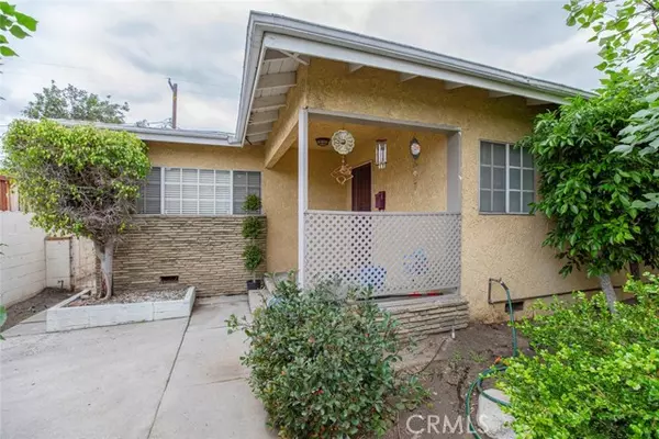 9271 Greenbush Avenue, Arleta (los Angeles), CA 91331