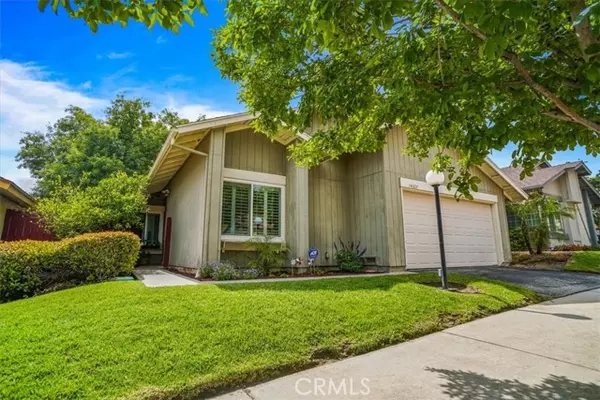 14007 Fenton Avenue, Sylmar (los Angeles), CA 91342