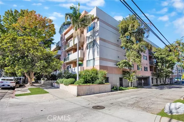 14245 Dickens Street #302, Sherman Oaks, CA 91423