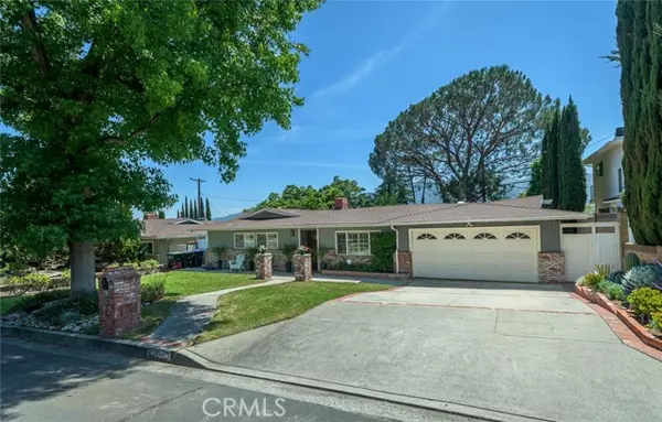 3810 Los Olivos Lane, La Crescenta, CA 91214