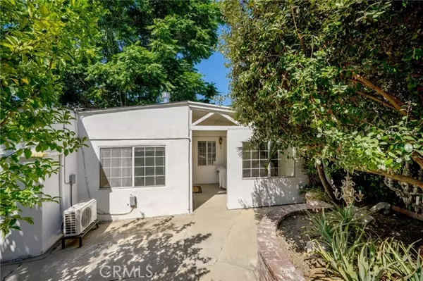 2728 Mayfield Avenue #B, La Crescenta, CA 91214