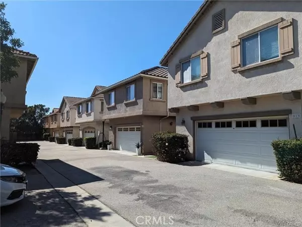 Sylmar (los Angeles), CA 91342,15721 Cobalt Street #113