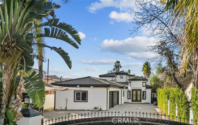 5157 Avenida Oriente, Tarzana (los Angeles), CA 91356