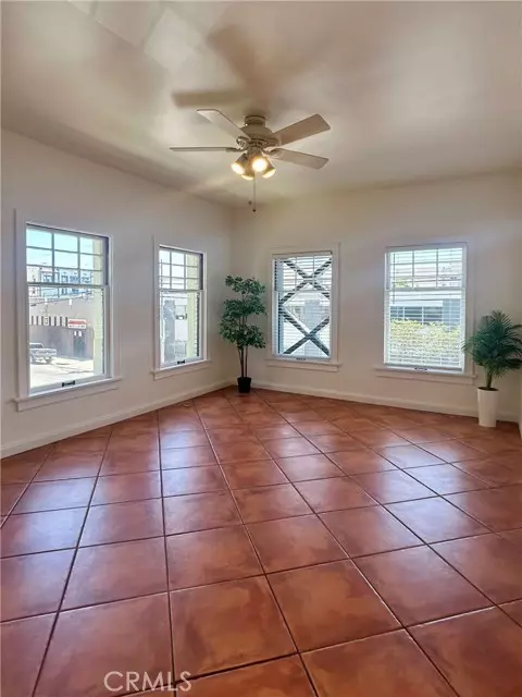 Los Angeles, CA 90006,2121 James M Wood Boulevard #224