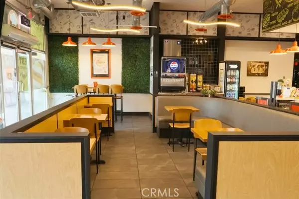 Van Nuys (los Angeles), CA 91406,Address not disclosed