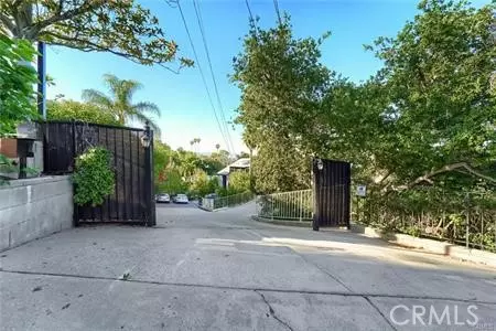 Woodland Hills (los Angeles), CA 91364,21651 Yucatan Avenue