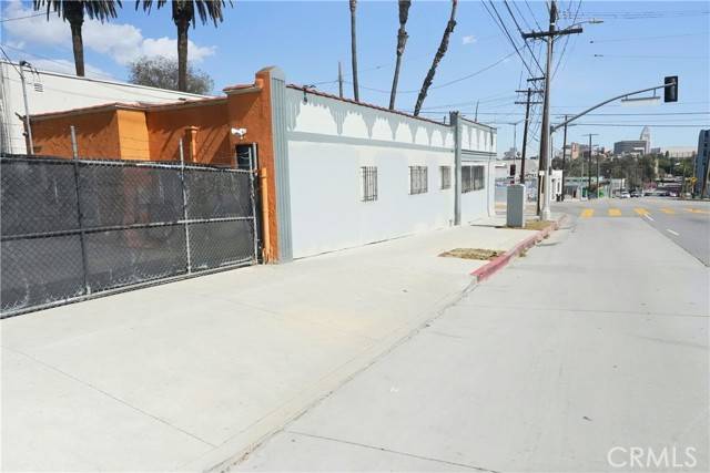 Los Angeles, CA 90026,1201 W Temple Street
