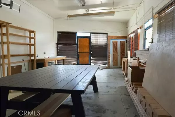 Los Angeles, CA 90019,1641 S Longwood Ave