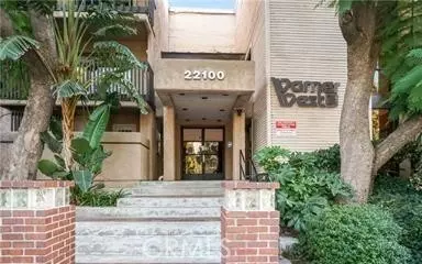 22100 Burbank Boulevard #233D, Woodland Hills (los Angeles), CA 91367