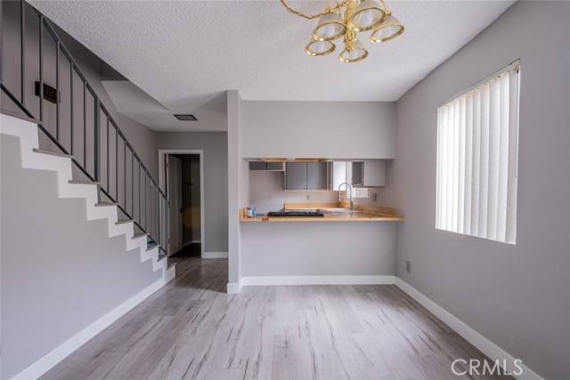Burbank, CA 91506,1341 N Keystone Street