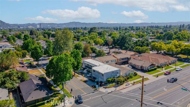 Burbank, CA 91506,1341 N Keystone Street