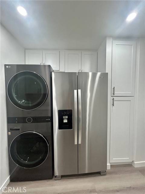 Glendale, CA 91203,333 Burchett Street #203