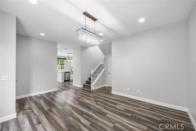 Pacoima (los Angeles), CA 91331,9670 Pine Orchard Street