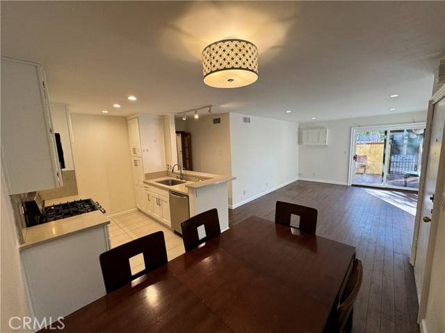 365 Burchett Street #110, Glendale, CA 91203