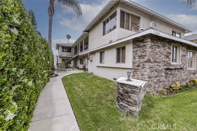 11549 Sylvan Street #6, North Hollywood (los Angeles), CA 91606