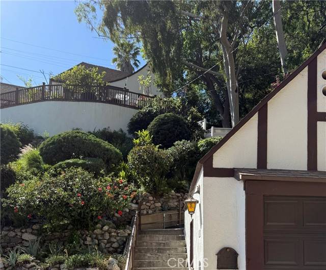 641 Canyon Drive, Glendale, CA 91206