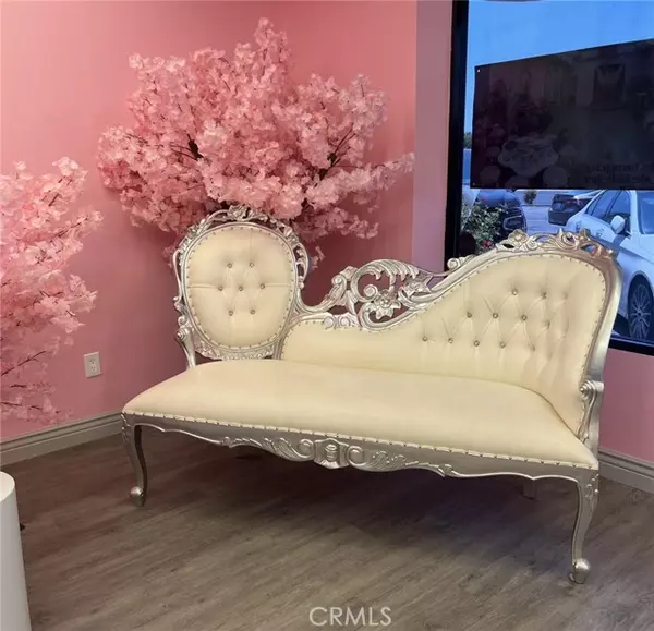 Canoga Park (los Angeles), CA 91304,Address not disclosed