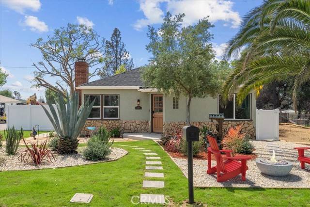 288 W Mariposa Street, Altadena, CA 91001