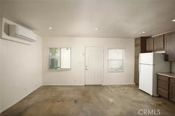 Sunland (los Angeles), CA 91040,8230 Hillrose Street