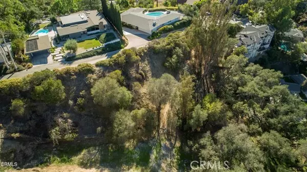 Glendale, CA 91208,3226 MENLO Drive