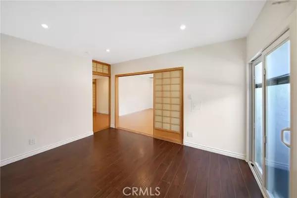 Glendale, CA 91203,409 Burchett Street #315