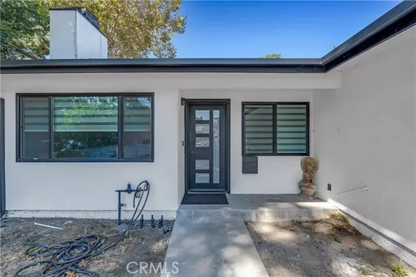 North Hollywood (los Angeles), CA 91602,4645 Farmdale Avenue