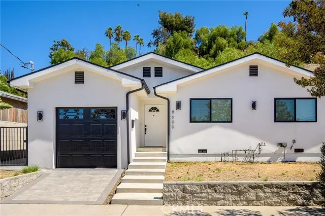 Sun Valley (los Angeles), CA 91352,8600 Bluffdale Drive